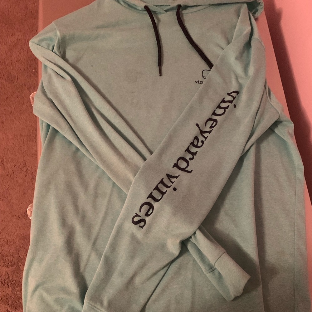 vineyard vines hoodie